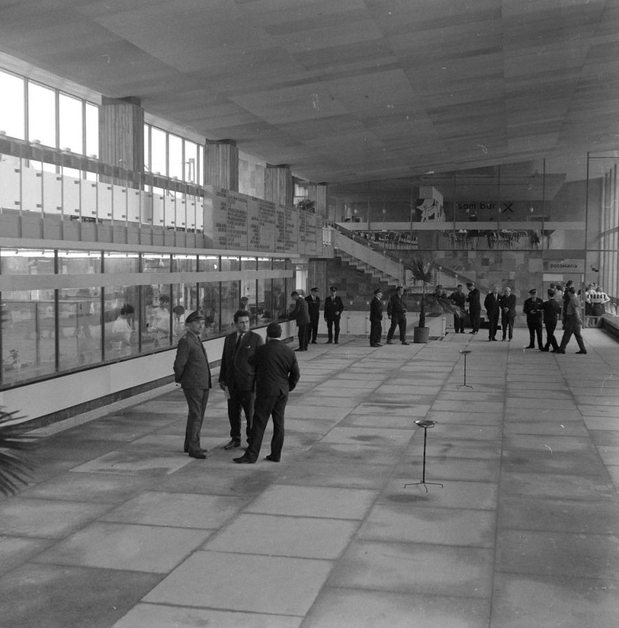 DSCF1813_Otwarcie-nowego-dworca-kolejowego-1967-Duzy